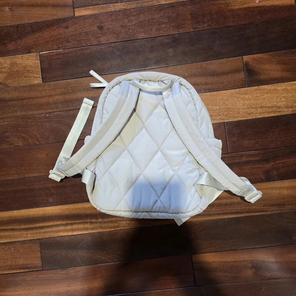 NWOTs Vera Bradley Mini Backpack Pearl Cream/ Grey